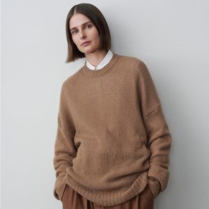 The Row Dofia Cashmere Sweater